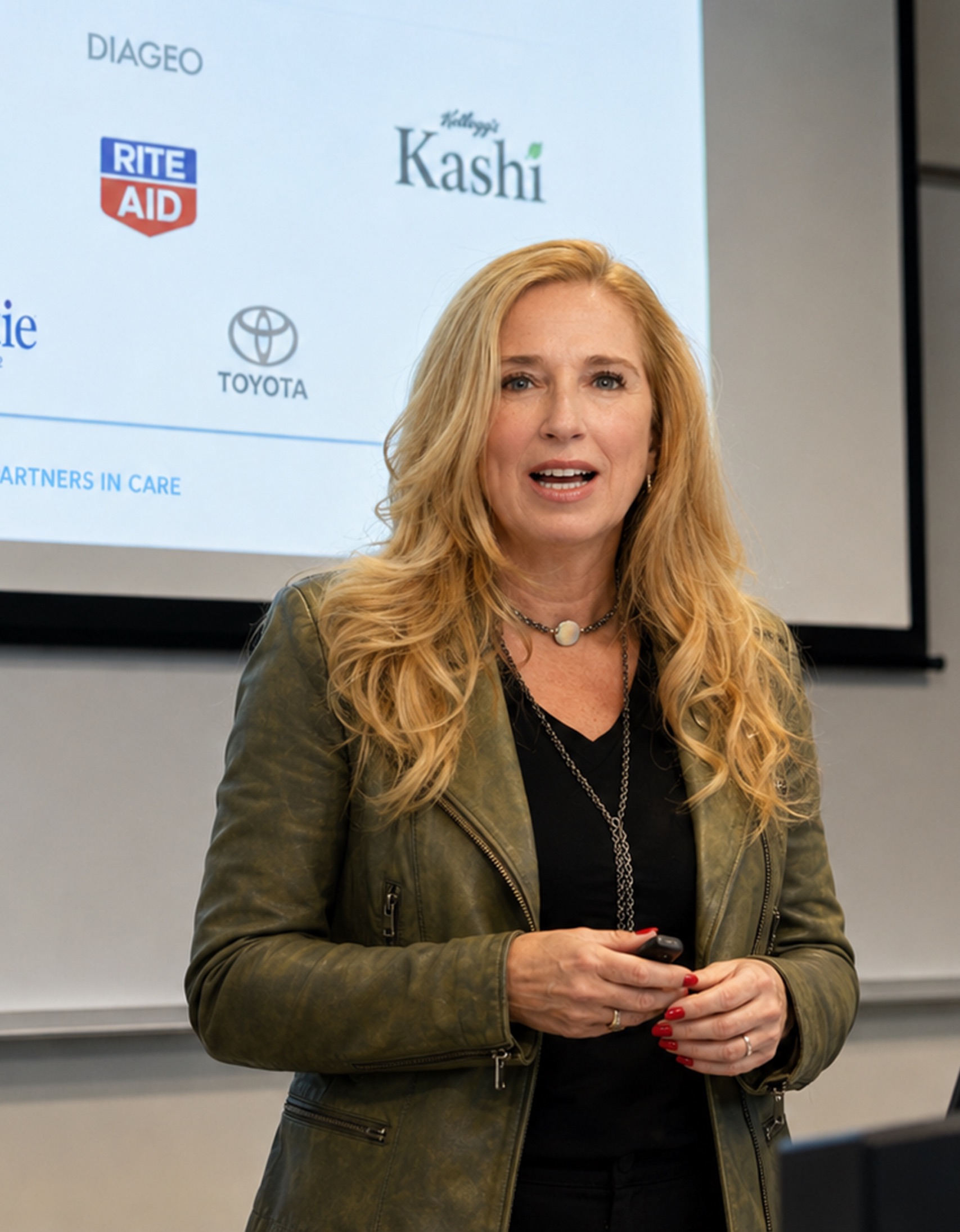 What is a Fractional CMO or VP of Marketing?
